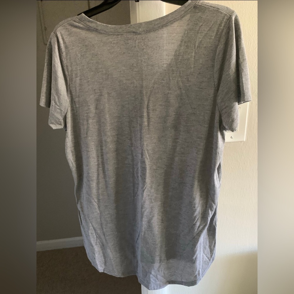 Modern Lux Women's Gray V-Neck Short Sleeve Graphic Wedding T-Shirt XL - Picture 2 of 3